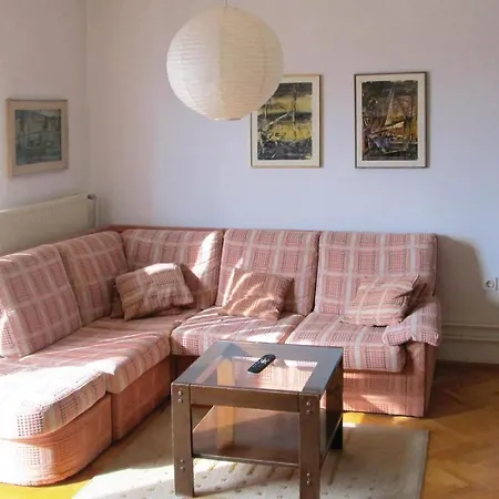 Put Makra Apartment
