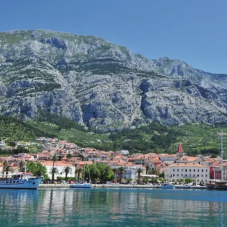 Apartment Put Makra Makarska